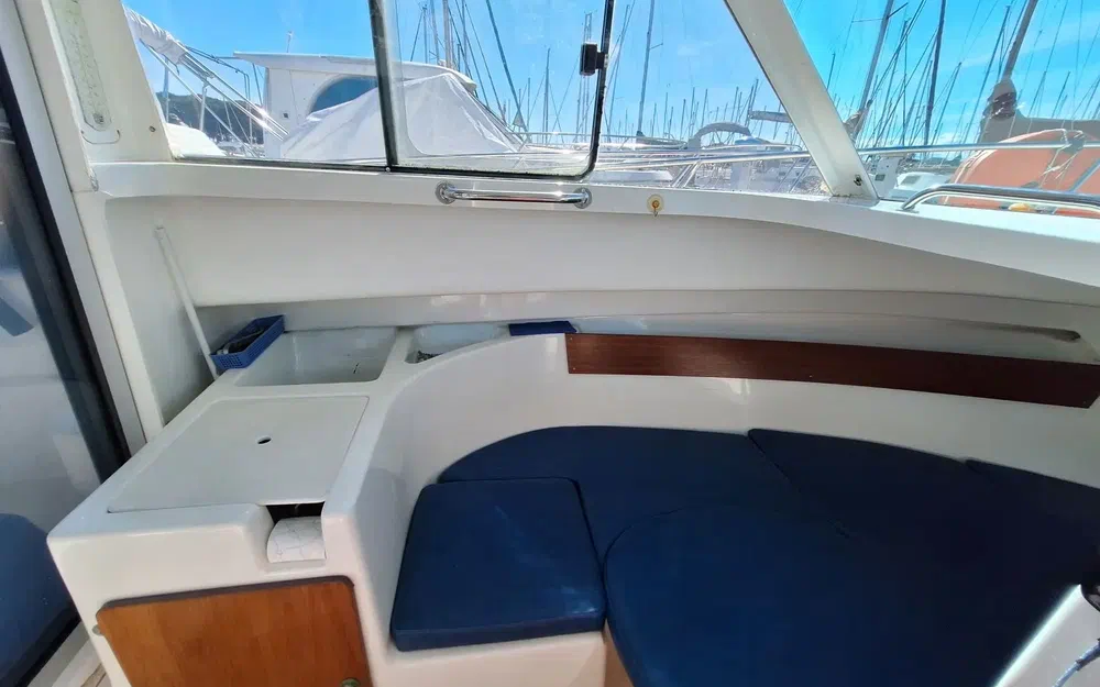 slider 8 Jeanneau Merry Fisher 625