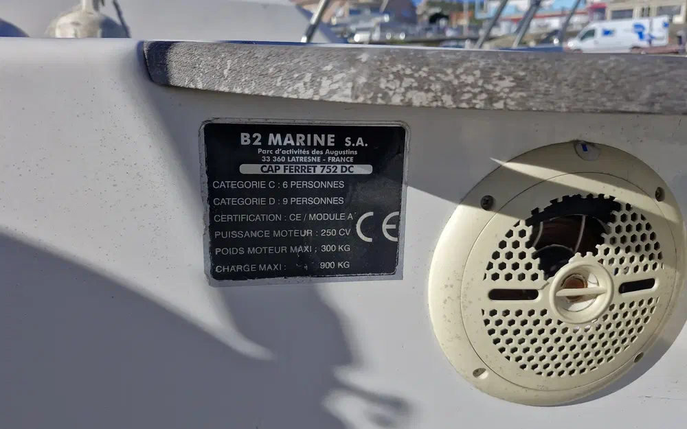 slider 13 B2 Marine Cap Ferret 752 DC