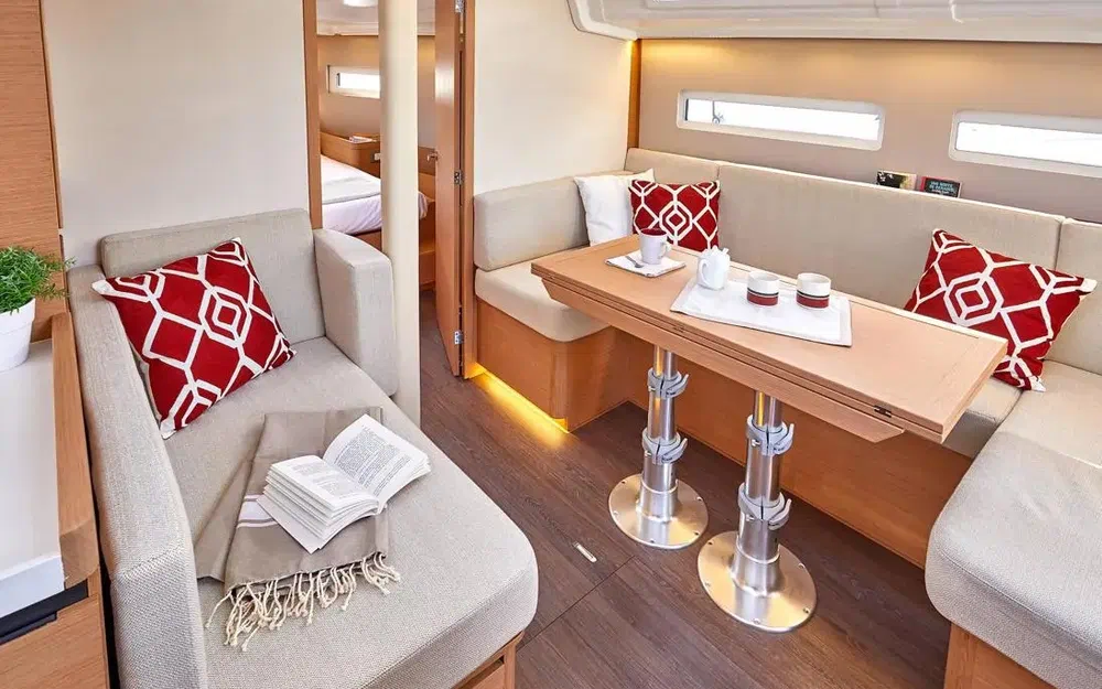 slider 11 Jeanneau Sun Odyssey 410