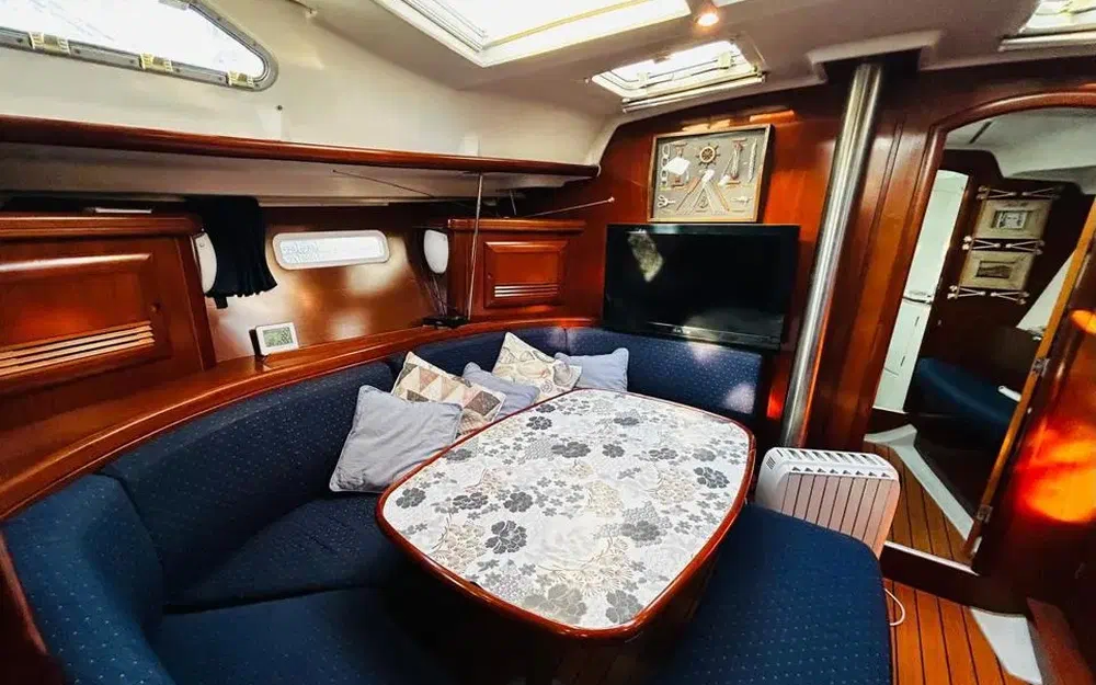 slider 4 Beneteau Oceanis 393