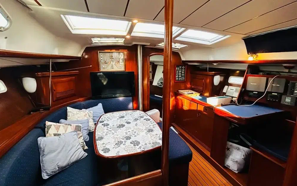 slider 5 Beneteau Oceanis 393