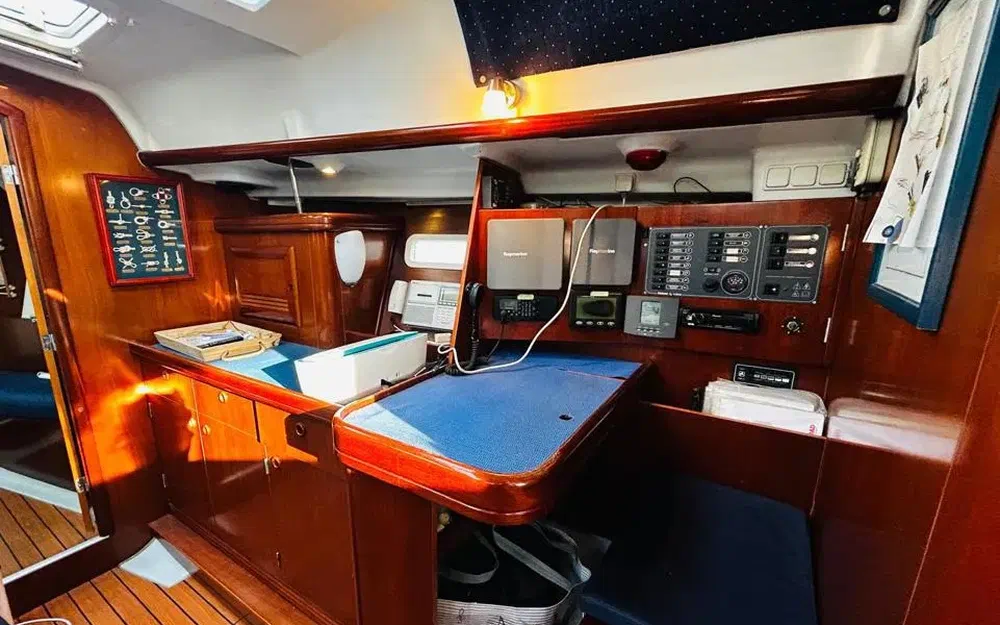 slider 6 Beneteau Oceanis 393