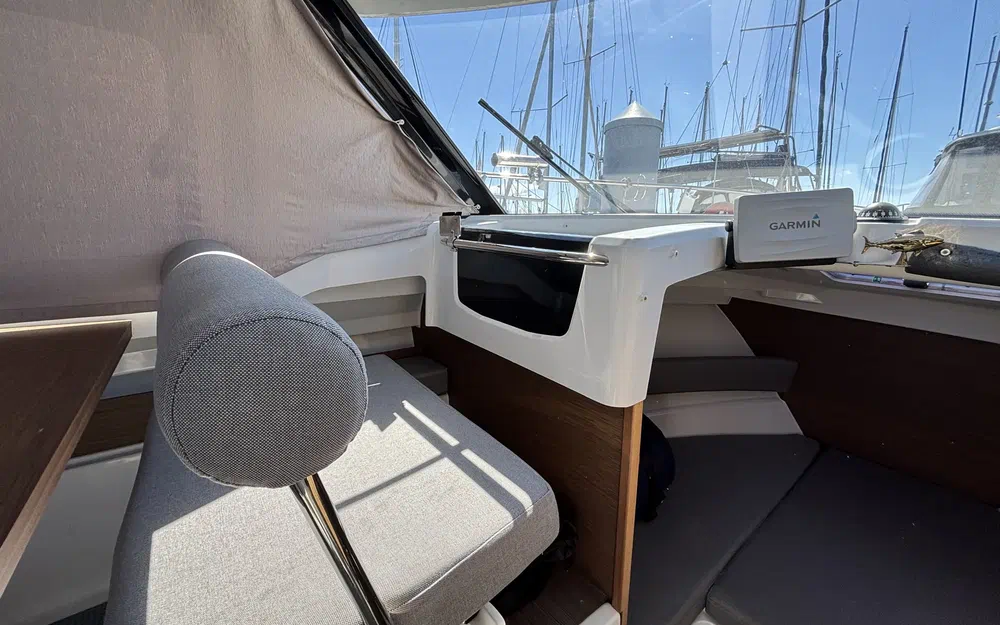slider 12 Jeanneau Merry Fisher 795