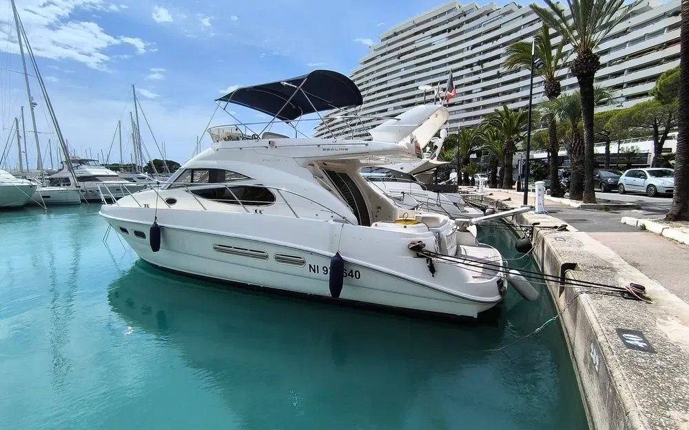 slider 0 Sealine 42.5