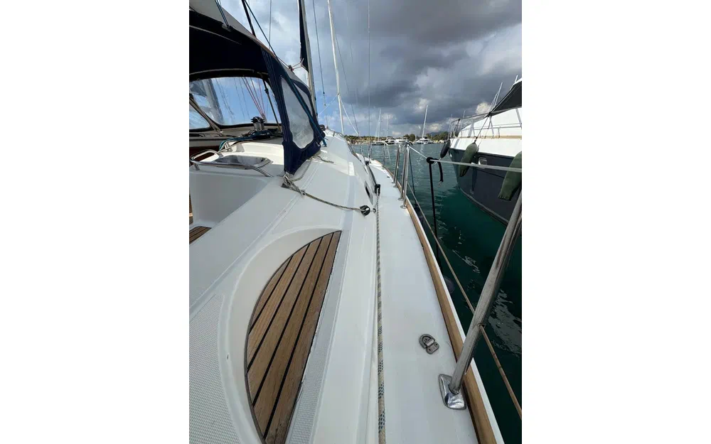 slider 9 Jeanneau Sun Odyssey 49 DS