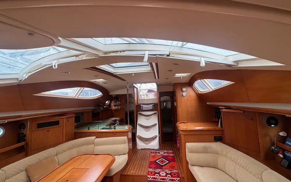 slider 1 Jeanneau Sun Odyssey 49 DS