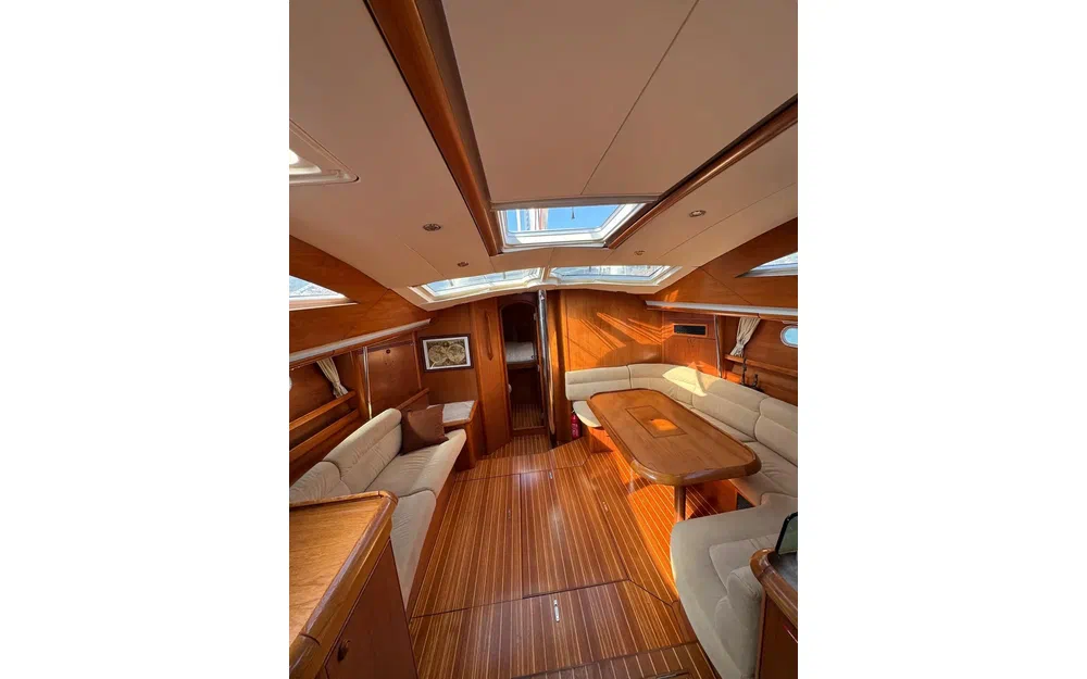 slider 2 Jeanneau Sun Odyssey 49 DS