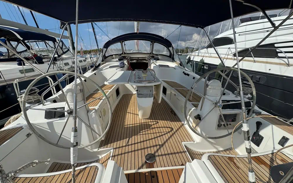 slider 3 Jeanneau Sun Odyssey 49 DS