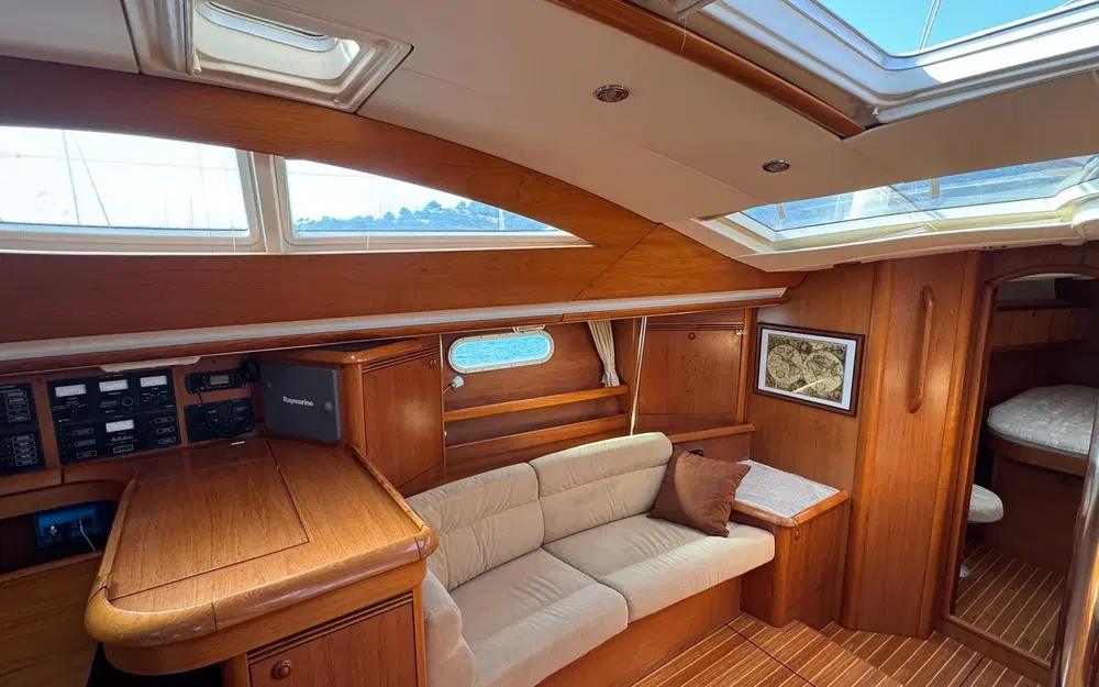 slider 4 Jeanneau Sun Odyssey 49 DS