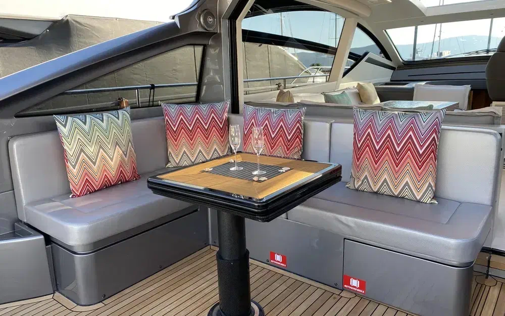 slider 22 Pershing 6X