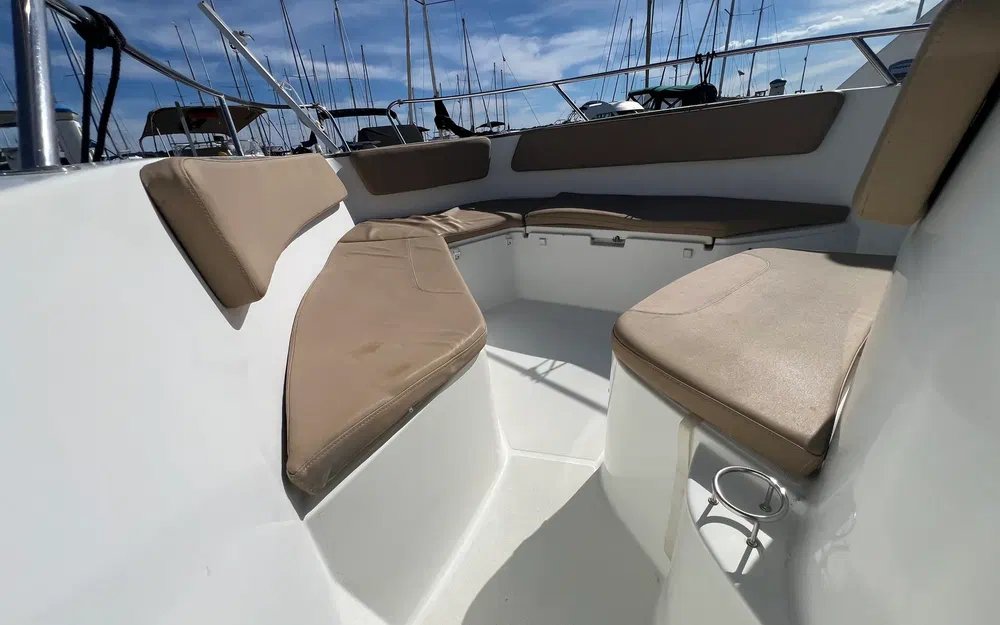 slider 21 Jeanneau Cap Camarat 7.5 CC