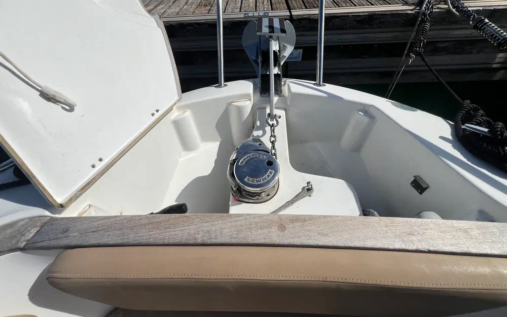 slider 23 Jeanneau Cap Camarat 7.5 CC