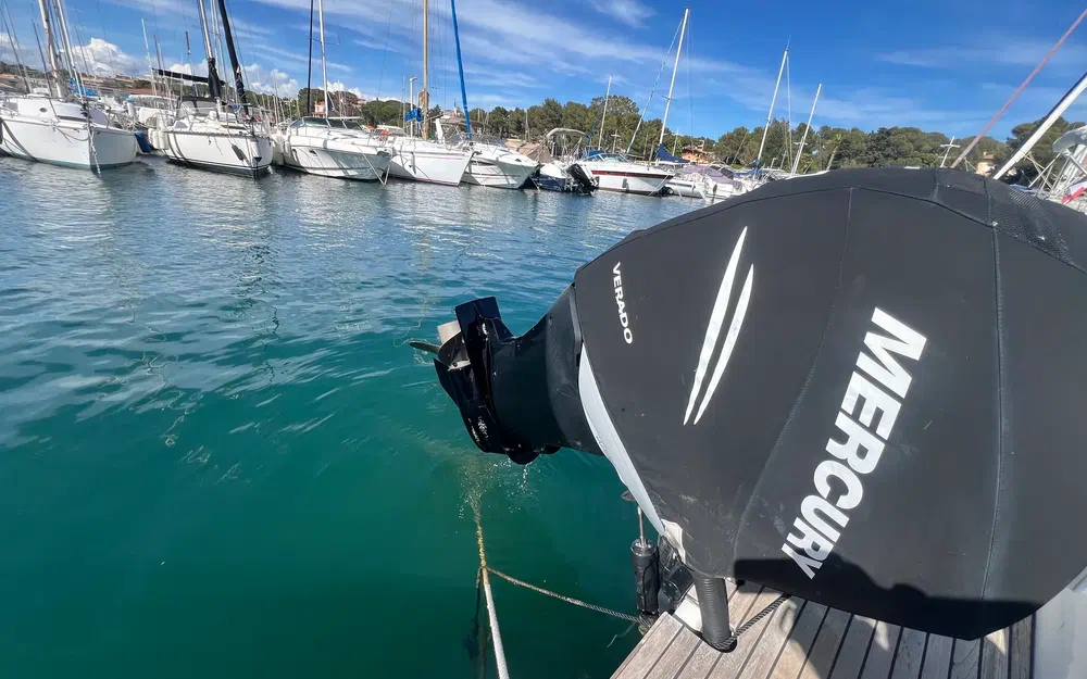 slider 6 Jeanneau Cap Camarat 7.5 CC