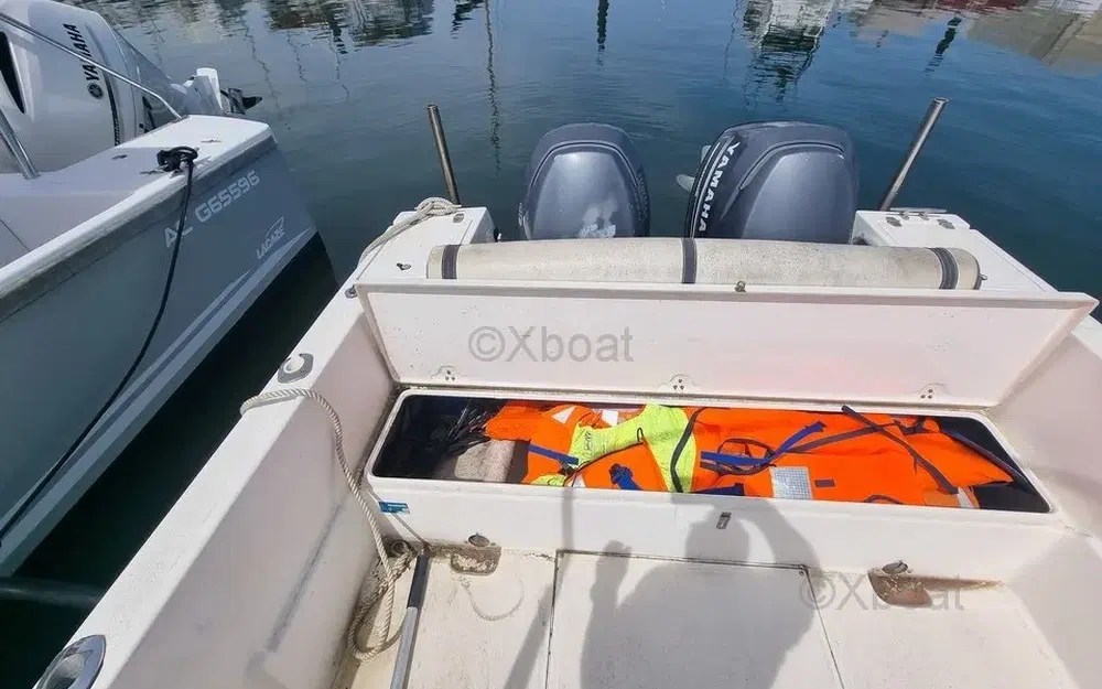 slider 11 Kelt White Shark 236