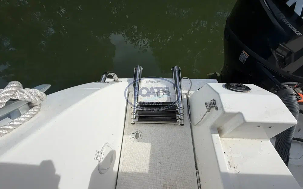 slider 12 Beneteau Antares 7
