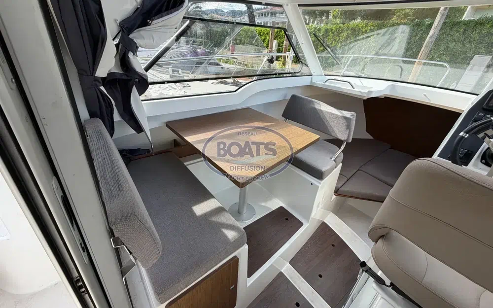 slider 7 Beneteau Antares 7