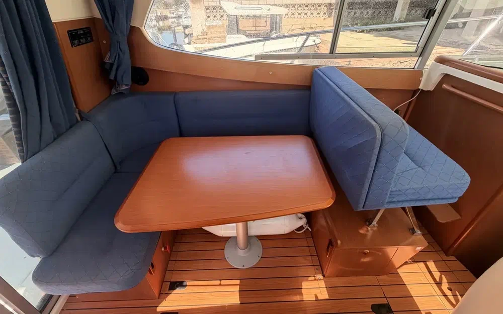 slider 21 Jeanneau Merry Fisher 925