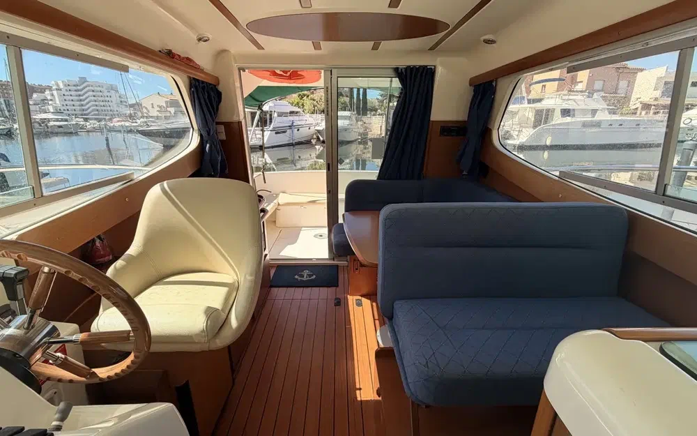 slider 23 Jeanneau Merry Fisher 925