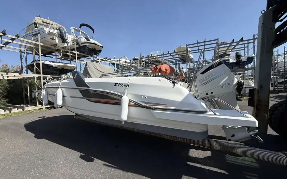 slider 5 Beneteau Flyer 7.7 SPACEdeck