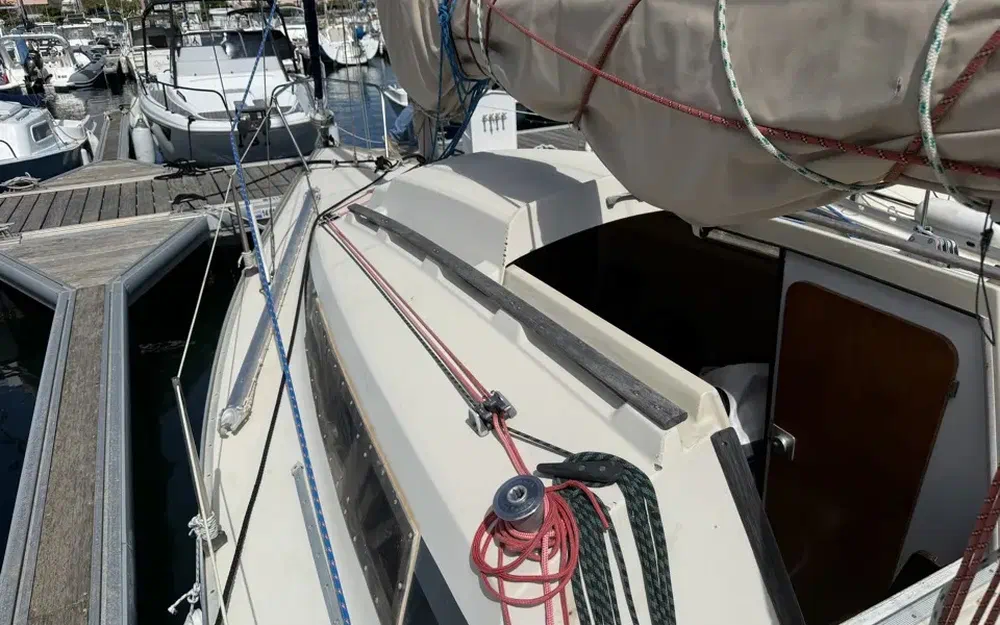 slider 2 Beneteau First 24