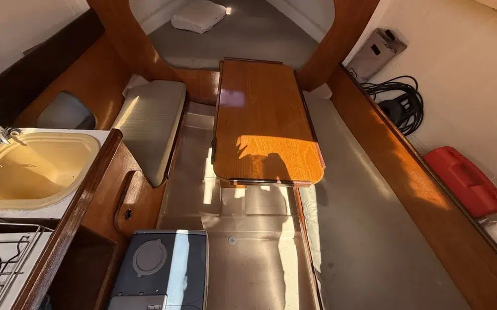 slider 8 Beneteau First 24
