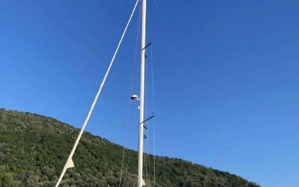 slider 10 Jeanneau 53