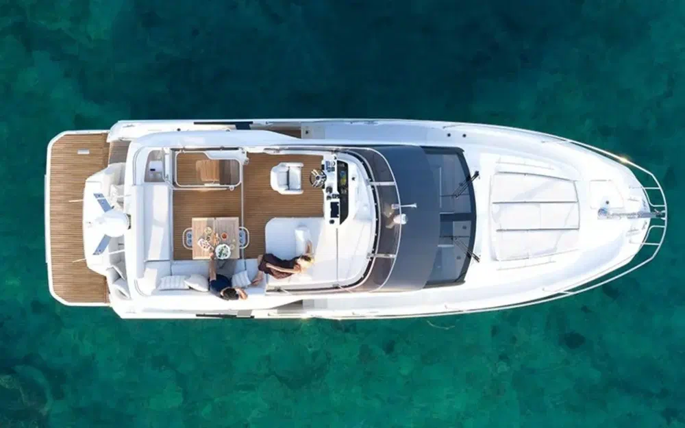 slider 17 Prestige Yachts F4.3