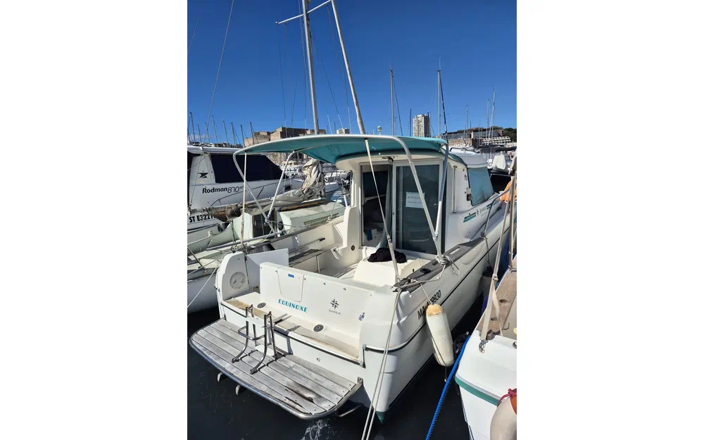 slider 0 Jeanneau Merry Fisher 695