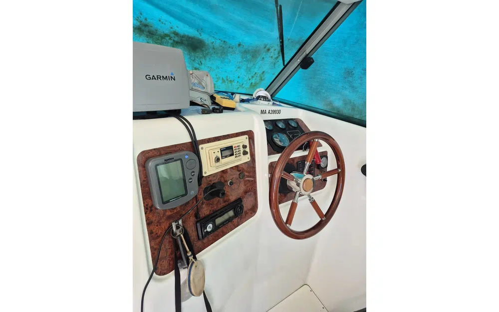 slider 4 Jeanneau Merry Fisher 695