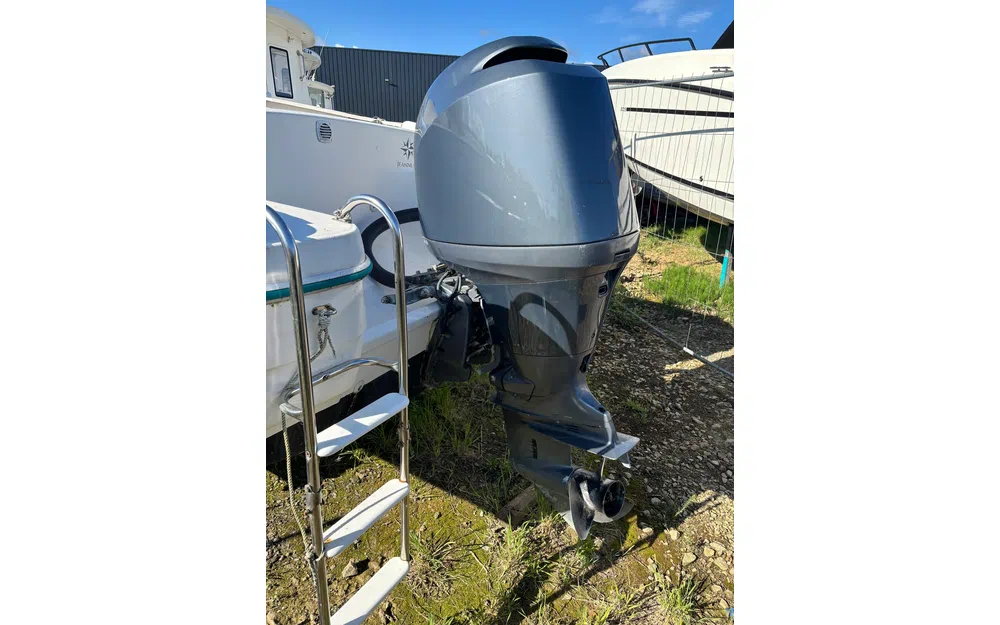 slider 3 Jeanneau Cap Camarat 625