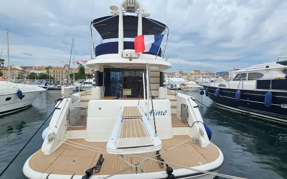 slider 5 Fairline Squadron 52