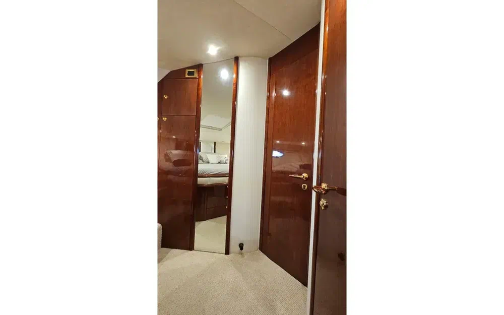 slider 16 Fairline Squadron 52