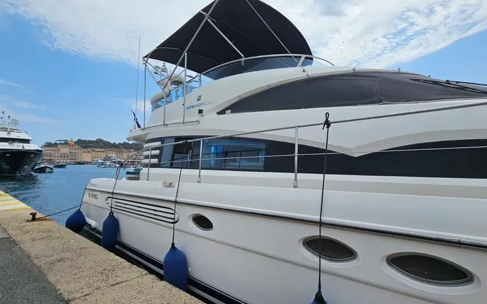 slider 21 Fairline Squadron 52