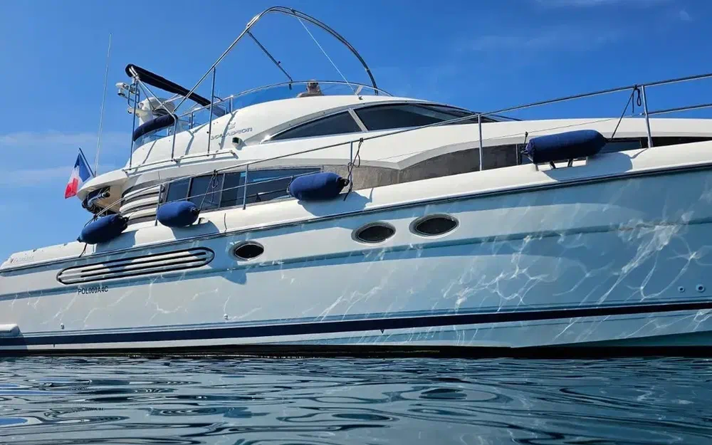 slider 20 Fairline Squadron 52