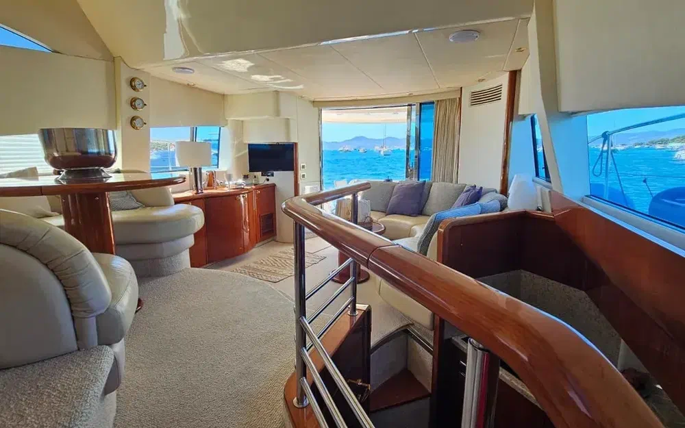 slider 11 Fairline Squadron 52