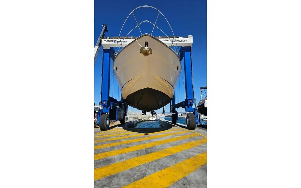 slider 23 Fairline Squadron 52