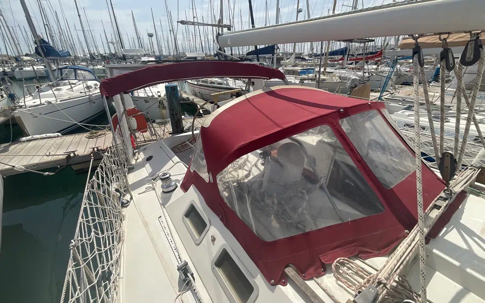slider 11 Beneteau Oceanis 390