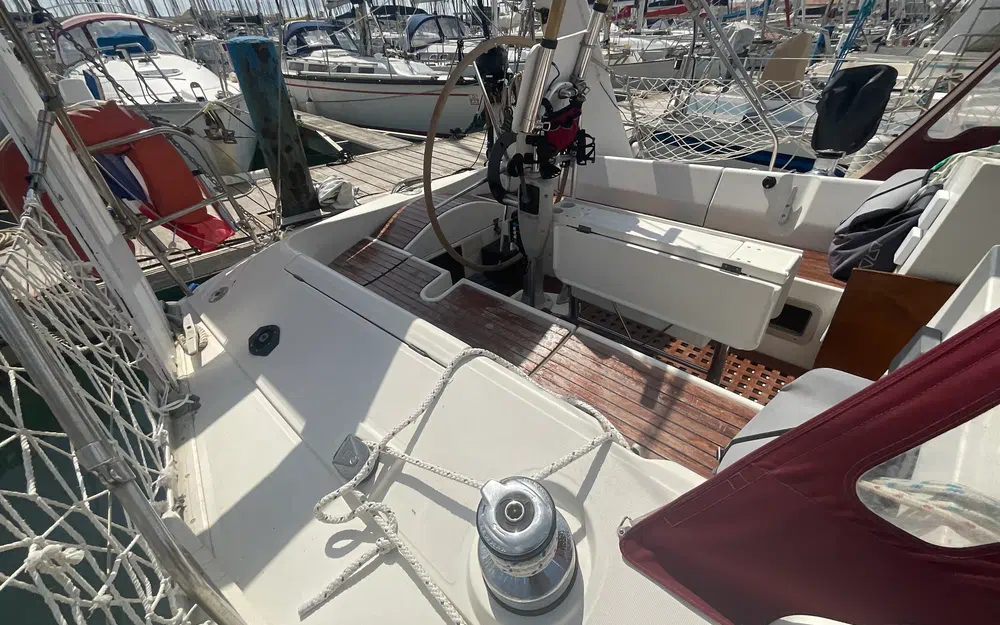 slider 13 Beneteau Oceanis 390