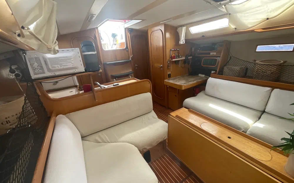slider 19 Beneteau Oceanis 390