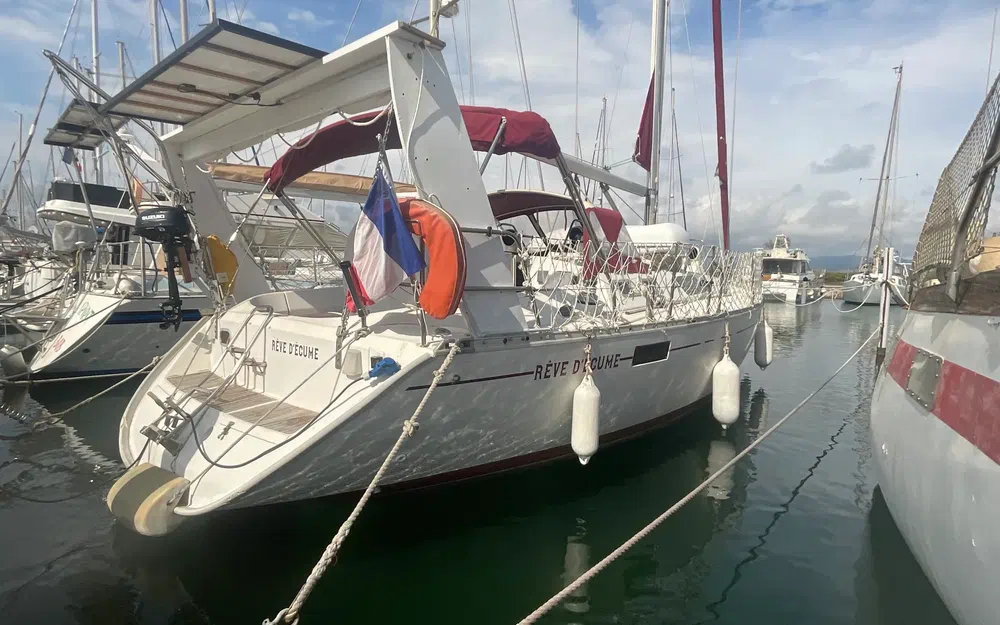 slider 2 Beneteau Oceanis 390