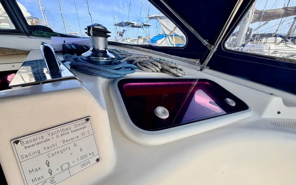 slider 4 Bavaria 37 Cruiser