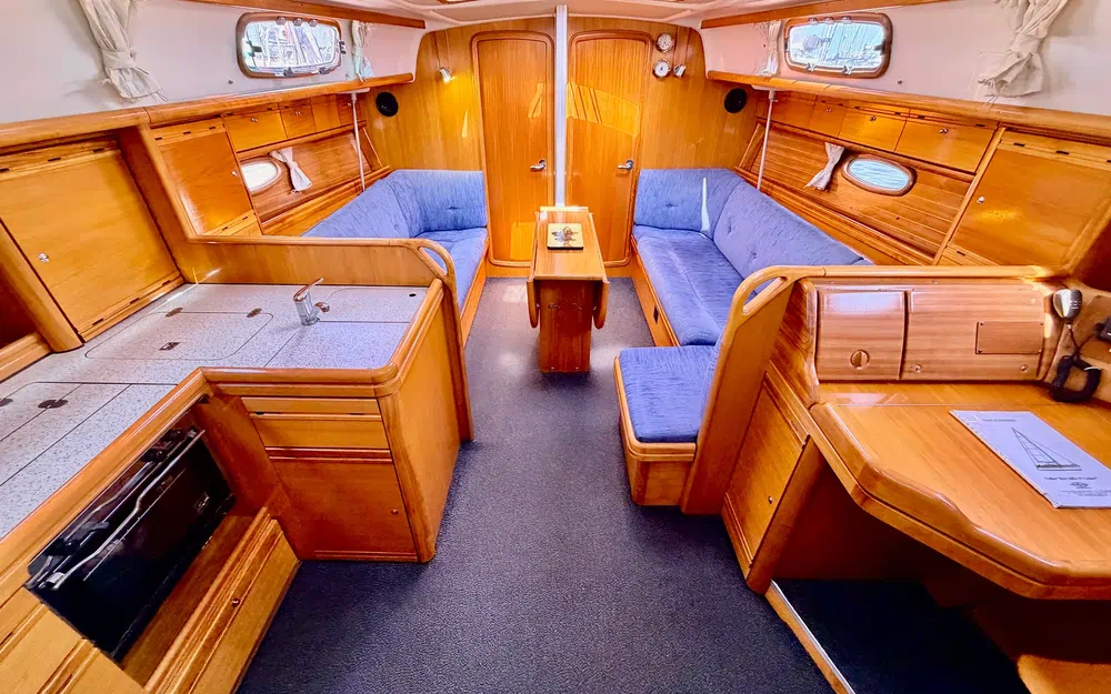 slider 15 Bavaria 37 Cruiser
