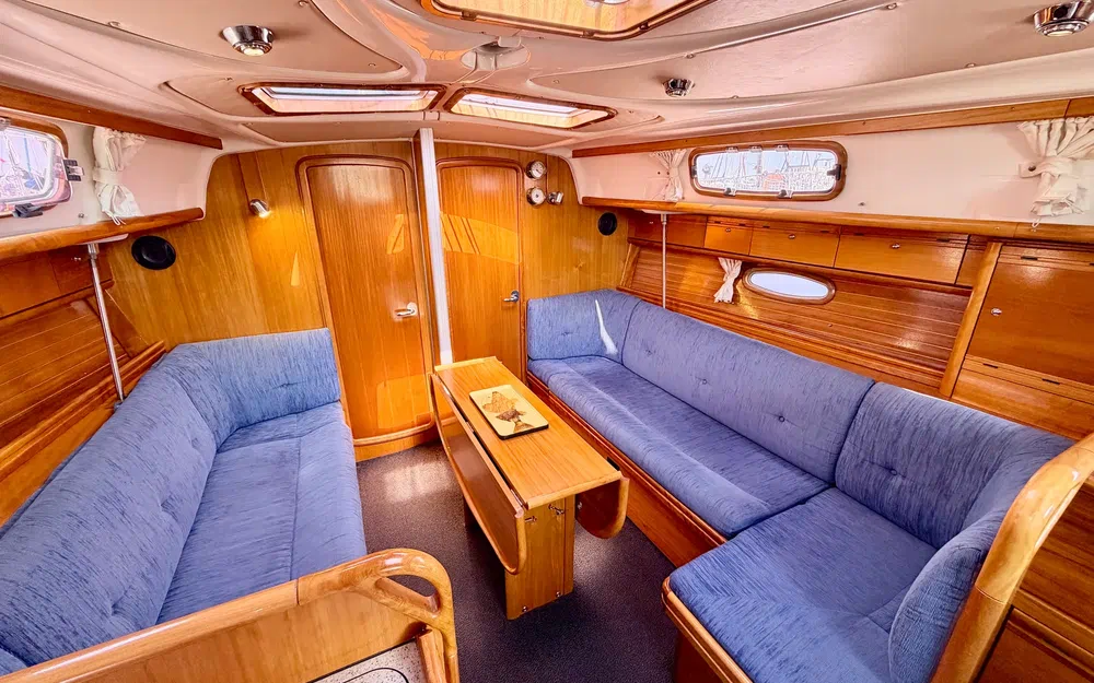slider 16 Bavaria 37 Cruiser
