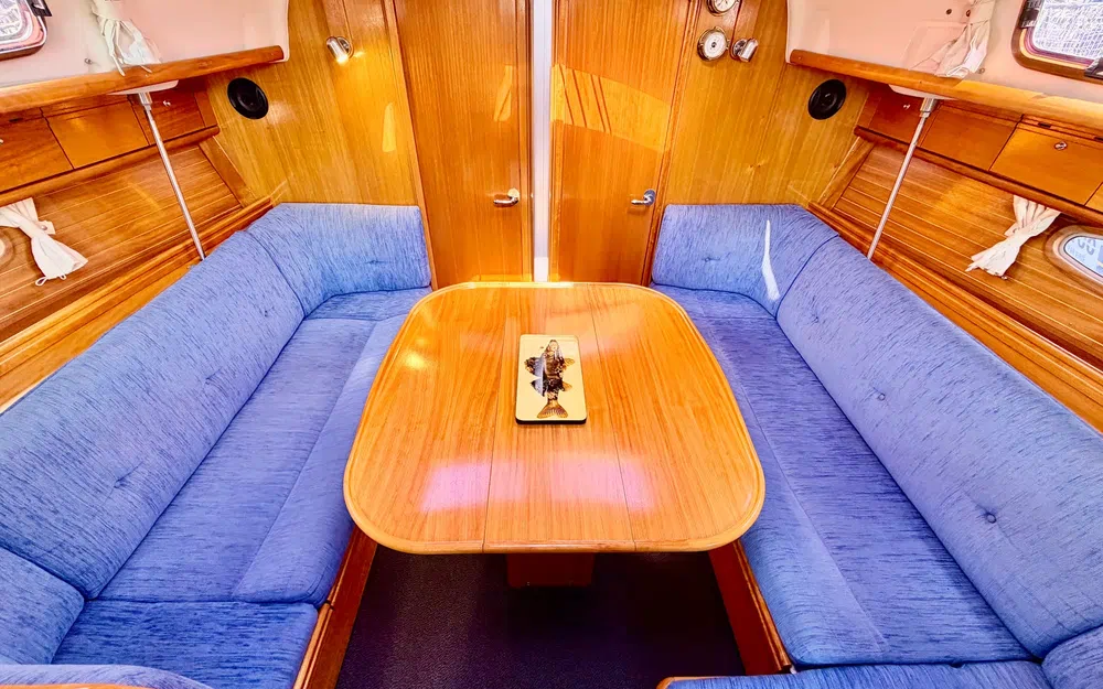 slider 17 Bavaria 37 Cruiser