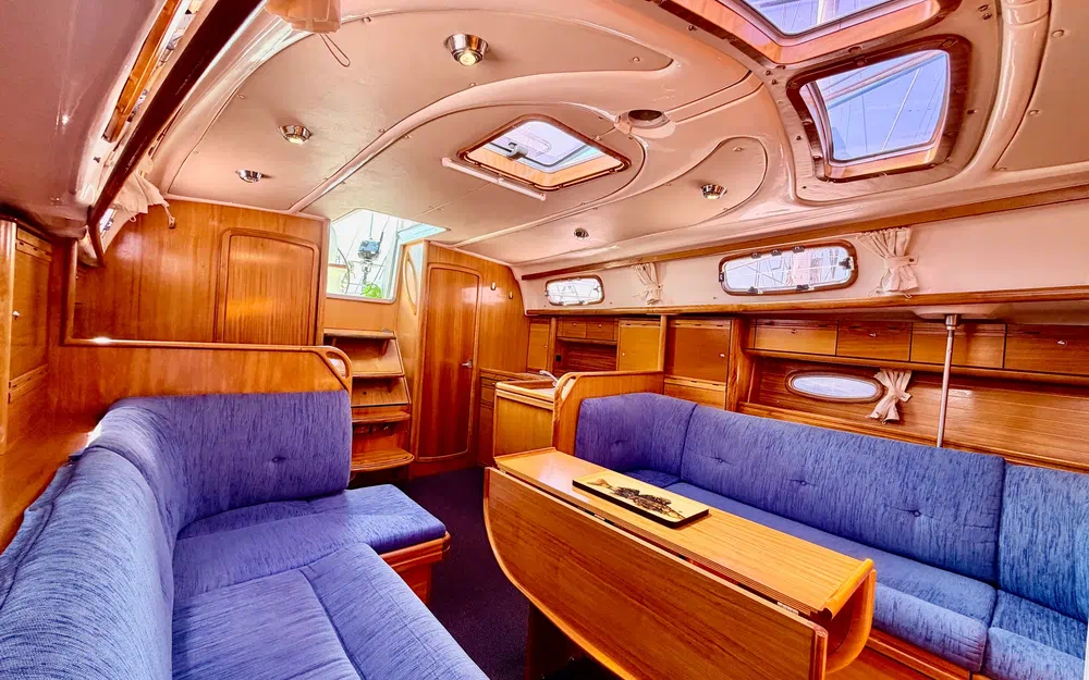 slider 18 Bavaria 37 Cruiser
