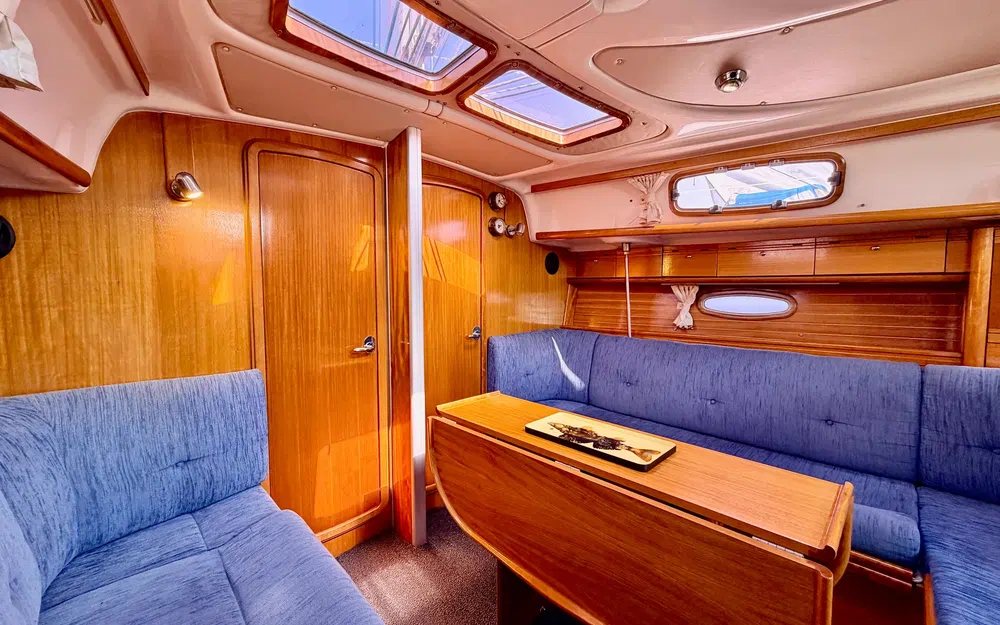 slider 19 Bavaria 37 Cruiser