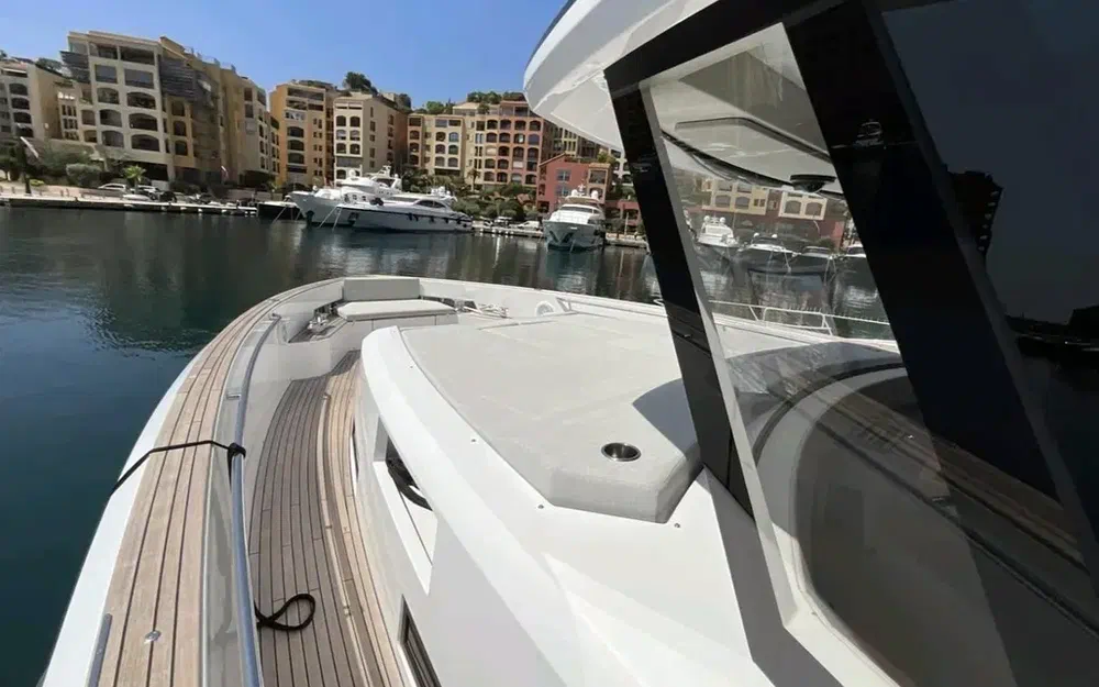 slider 9 Pardo Yachts Endurance 60