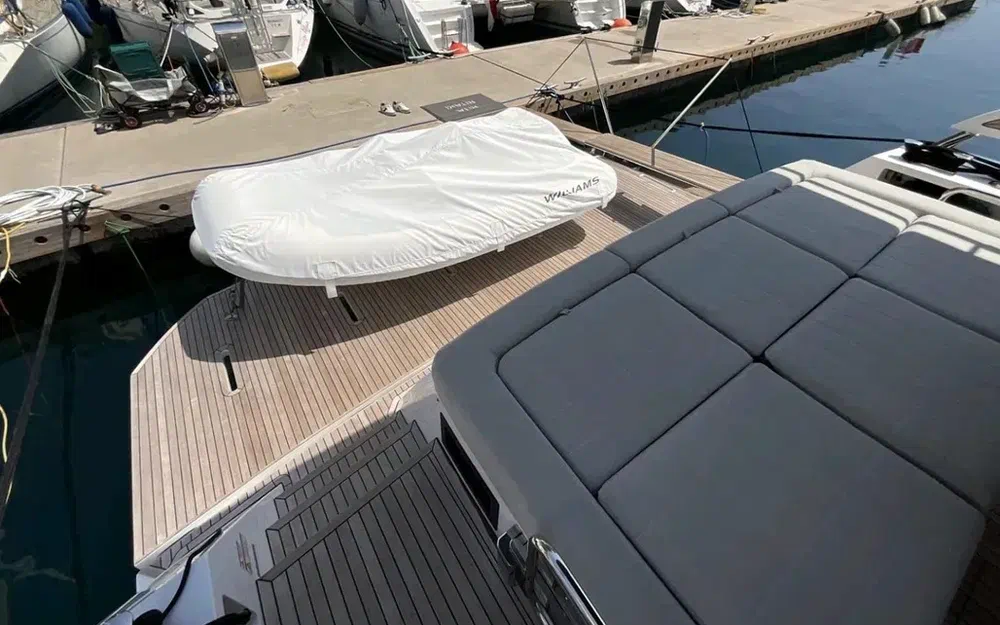slider 18 Pardo Yachts Endurance 60
