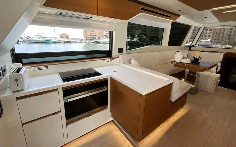 slider 20 Pardo Yachts Endurance 60