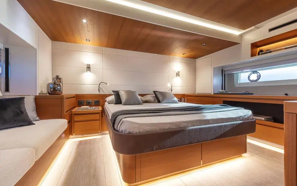 slider 22 Pardo Yachts Endurance 60